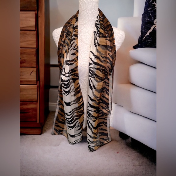 Chiffon Black and Brown Animal Print Scarf - Picture 4 of 9